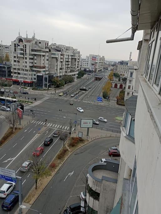 Apartament Ultracentral Kfc Craiova Exterior photo